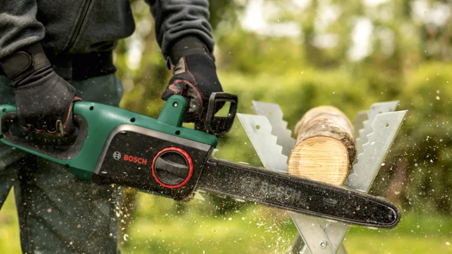 Bosch Motorsave & Kæder|el-kædesav 1800 W UniversalChain35