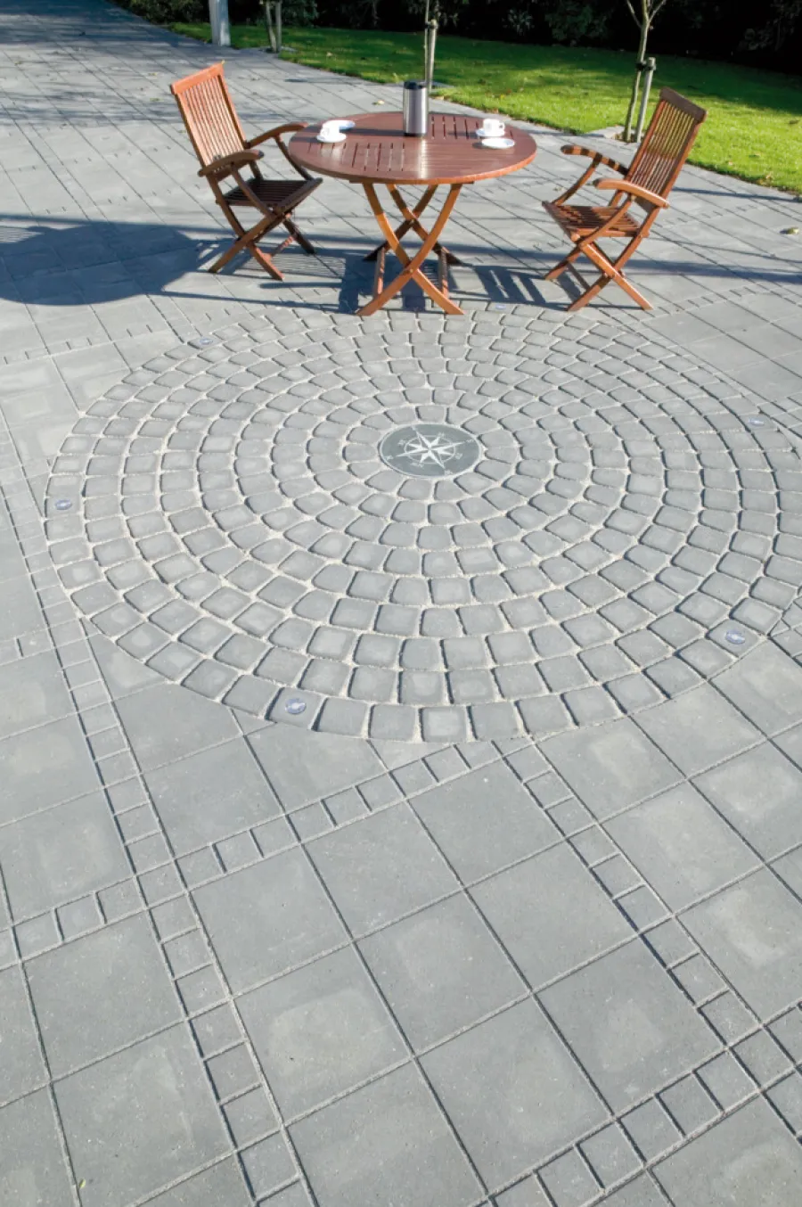 Betongruppen RBR Havefliser & Belægningssten|Haveflise Nordic-line grå 30 x 30 x 5 cm