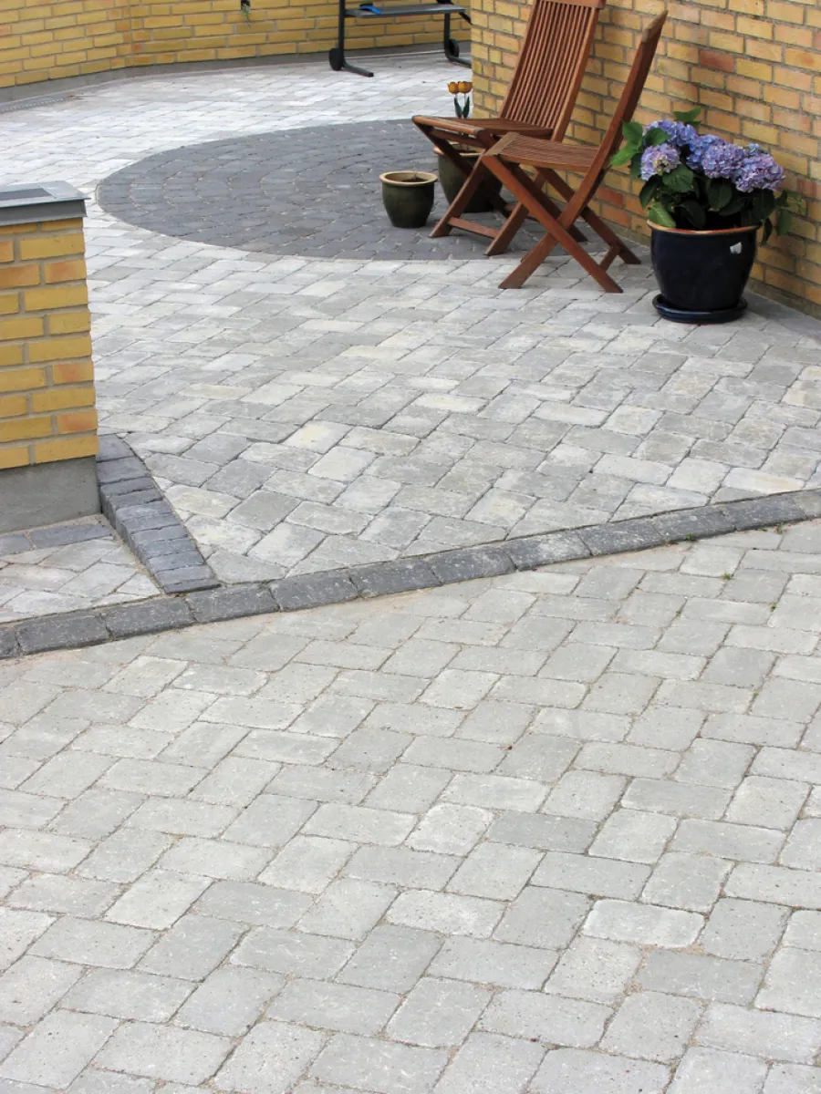 Betongruppen RBR Havefliser & Belægningssten|Herregårdssten koks 14 x 21 x 5 cm