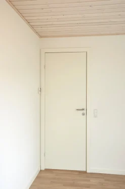 Torso Døre & Karme|Optimal fix-it hvidmalet celledør 82,5 x 204 cm