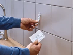 tesa® Klæbesøm|klæbesøm til fliser/metal 3 kg 2 stk.