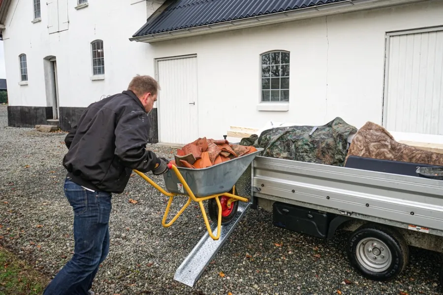 Trailertools Trailertilbehør|Trailerrampe til sidemontering 100 x 47 x 21,5 cm